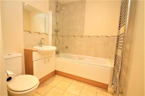 1 bedroom flat to rent, Cottage Close, Harrow on the Hill