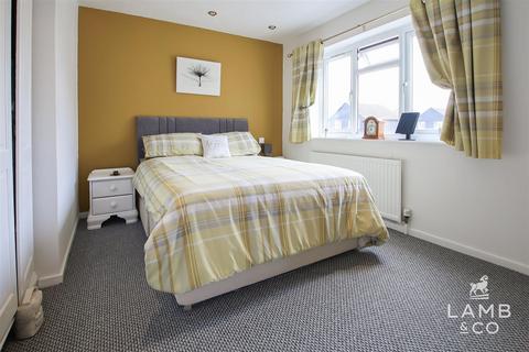4 bedroom detached house for sale, Hampstead Avenue, Clacton-On-Sea CO16