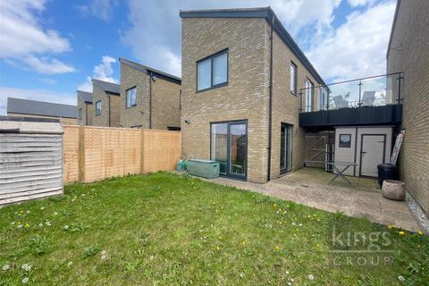 2 bedroom link detached house for sale, Sparrowhawk Way, Newhall, Harlow