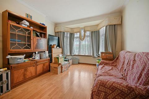 3 bedroom house for sale, Cumbrian Gardens, London NW2