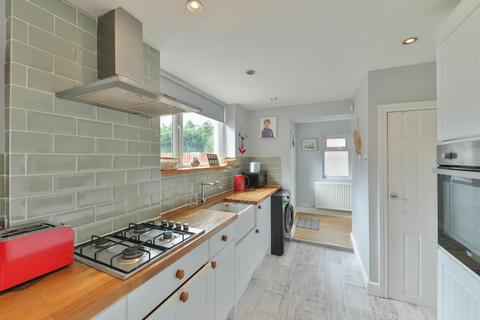 3 bedroom end of terrace house for sale, Chapelfields Road, York