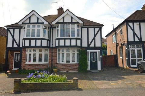 3 bedroom semi-detached house for sale, Valley Walk, Croxley Green