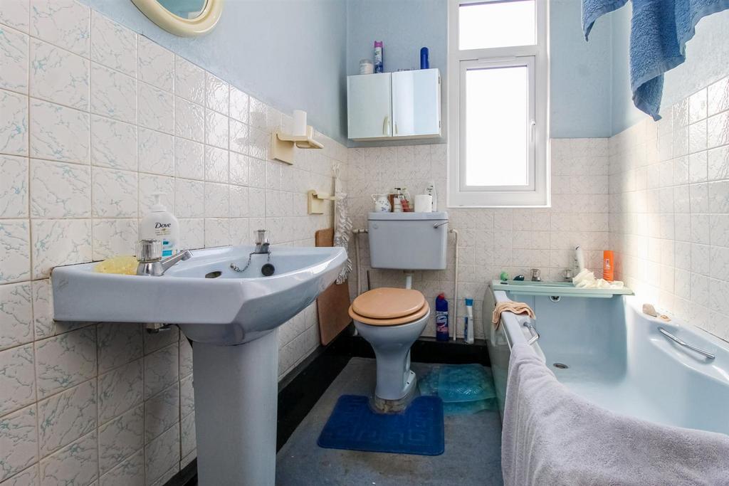 Bathroom/w.c.