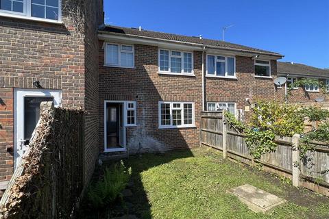 45 Stevens Close, Epsom, KT17 4RG