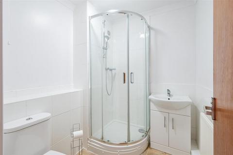 45 Stevens Close, Epsom, KT17 4RG