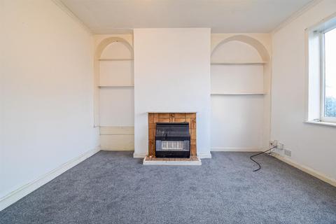 2 bedroom end of terrace house to rent, Flanshaw Lane, Flanshaw WF2