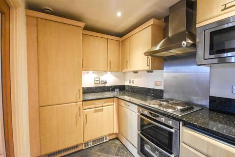 2 bedroom apartment to rent, Brentford Lock  High Street