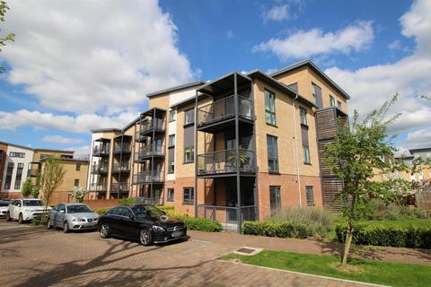 2 bedroom flat for sale, Lawford Court,Grade Close,Elstree