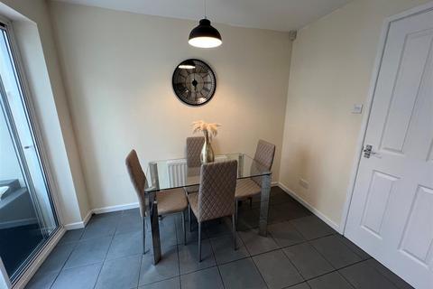 12 Ashwell Drive, Shirley, Solihull, B90 3LR