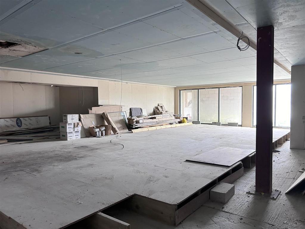 Swimming Pool Room