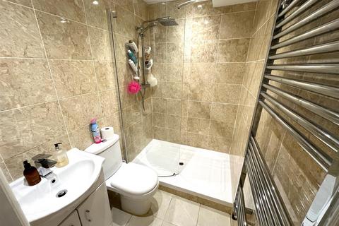 14 Derwent Road, Birmingham, B30 2UU