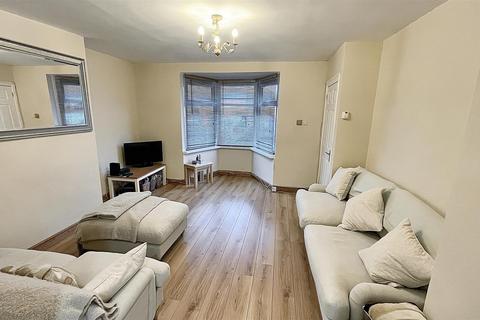 14 Derwent Road, Birmingham, B30 2UU