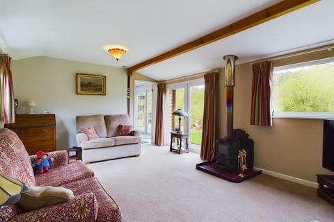 2 bedroom chalet for sale, Northwood Lane, Bewdley, Worcestershire