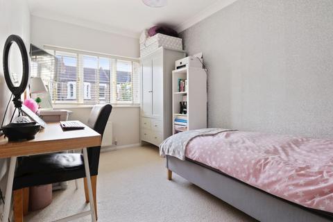 26 Melvin Road, London, SE20 8EU
