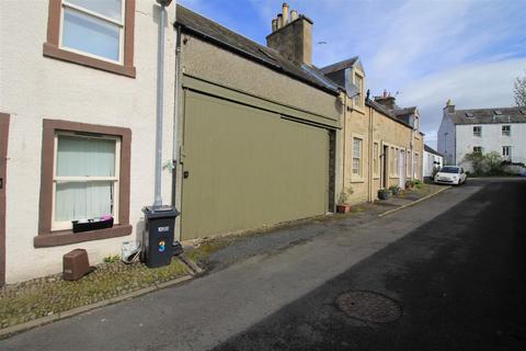 Terraced house to rent, St. Marys Place, Hawick