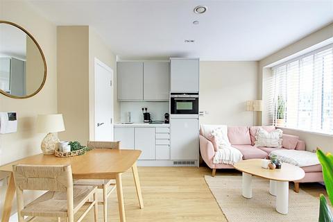 1 bedroom apartment for sale, Home Park Mill Link, Kings Langley