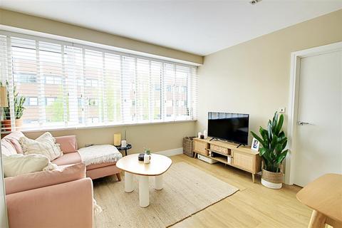 1 bedroom apartment for sale, Home Park Mill Link, Kings Langley