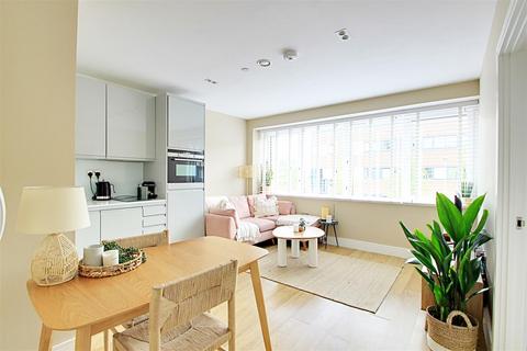 1 bedroom apartment for sale, Pinnacle House, Home Park Mill Link, Kings Langley