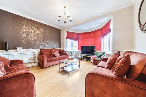 31 Vernon Drive, Stanmore, HA7 2BP