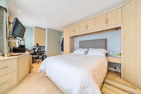 31 Vernon Drive, Stanmore, HA7 2BP