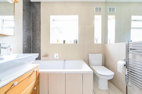 31 Vernon Drive, Stanmore, HA7 2BP