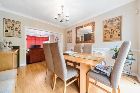 31 Vernon Drive, Stanmore, HA7 2BP