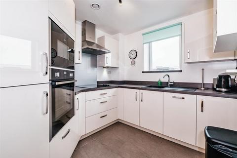 1 bedroom apartment for sale, Neptune House, Heene Road, Worthing, Sussex