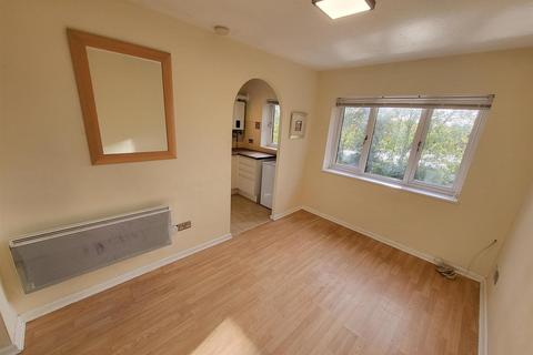 1 bedroom apartment to rent, Railton Jones Close, Bristol BS34