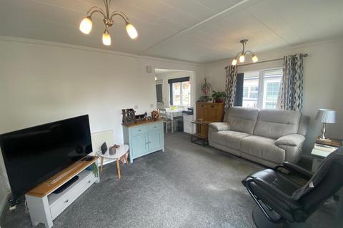 2 bedroom park home for sale, Chalk Hill Lane, Ipswich IP6