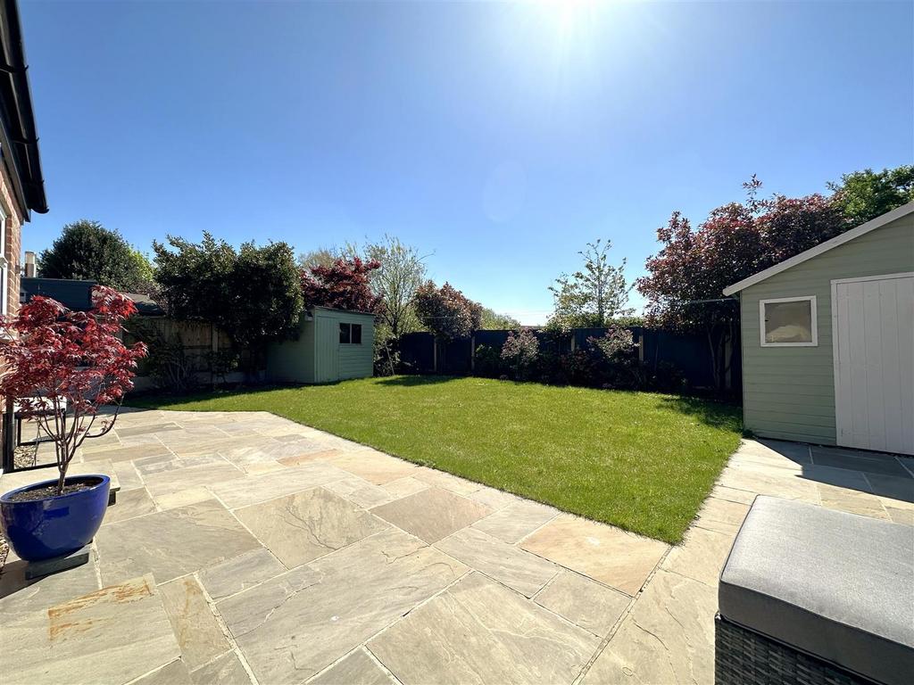 Rear Garden 560