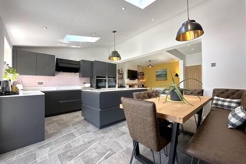 69 Bancroft Road, Newark, NG24 1SF