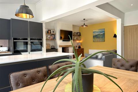 69 Bancroft Road, Newark, NG24 1SF