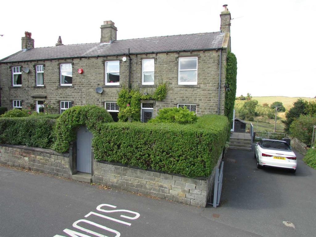 Thong Lane, Holmfirth HD9 3 bed semidetached house to rent £1,500 pcm (£346 pw)