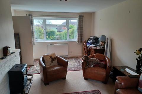 3 bedroom semi-detached house to rent, Ford Lane, South Warnborough