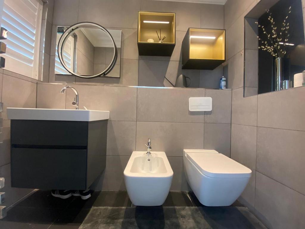 Bath 4.jpg