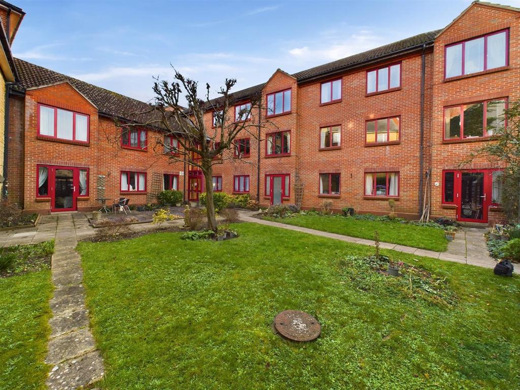 Market Place, Melksham SN12 2 bed retirement property for sale £130,000
