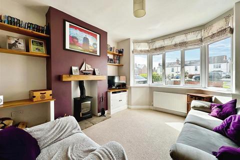 3 bedroom semi-detached house for sale, Rugby Road, Cubbington, Leamington Spa