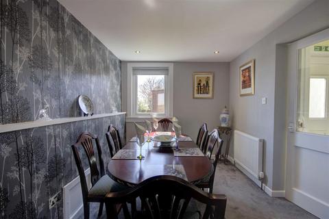34 Simpson Crescent, Helmsdale, KW8 6LE