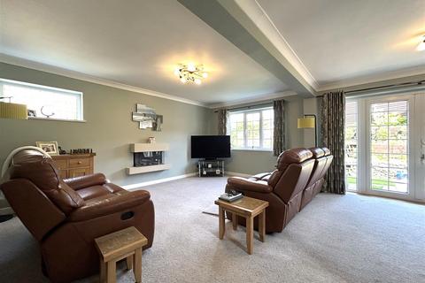 4 bedroom detached house for sale, Wells Mount, Upper Cumberworth, Huddersfield, HD8 8XQ