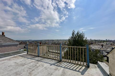 4 bedroom semi-detached house for sale, Western College Road, Plymouth PL4