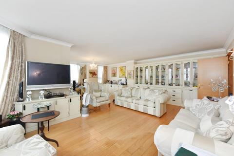 2 bedroom flat for sale, Hyde Park Towers, 1 Porchester Terrace, Hyde Park W2