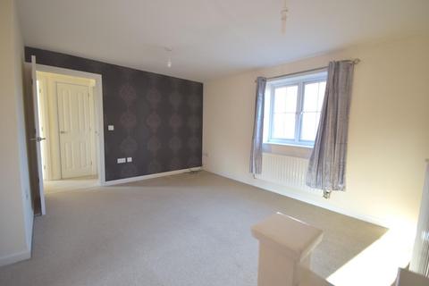 2 bedroom property to rent, WITH GARAGE - Proclamation Avenue, Rothwell, Kettering