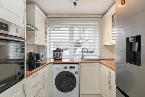 1 bedroom maisonette for sale, Eleanor Way, Waltham Cross