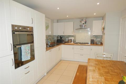 4 Barnton Way, Sandbach, CW11 3DF