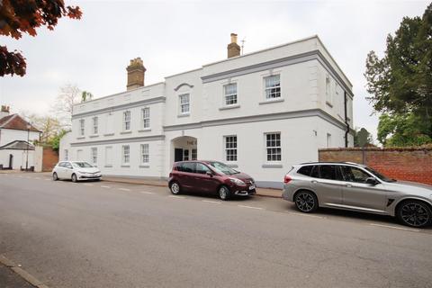 1 bedroom flat for sale, High Street, Silsoe, Bedford