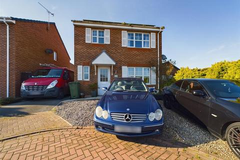 3 bedroom detached house for sale, Thixendale Road, Bridlington