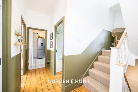 79c Aldersbrook Road, Wanstead, London, E12 5DH