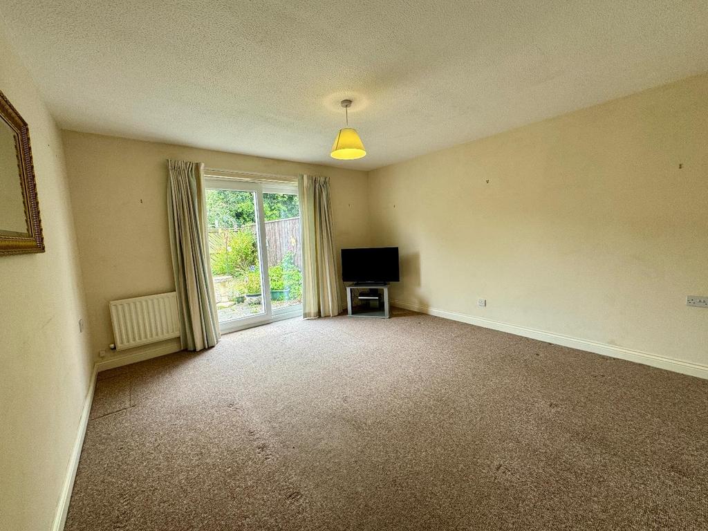 Skeldale Grove, Darlington 2 bed semidetached bungalow for sale £77,500