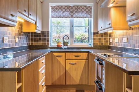 5 Blacksmith Close, Yatton Keynell, Chippenham, SN14 7FB