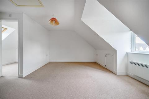 5 Blacksmith Close, Yatton Keynell, Chippenham, SN14 7FB